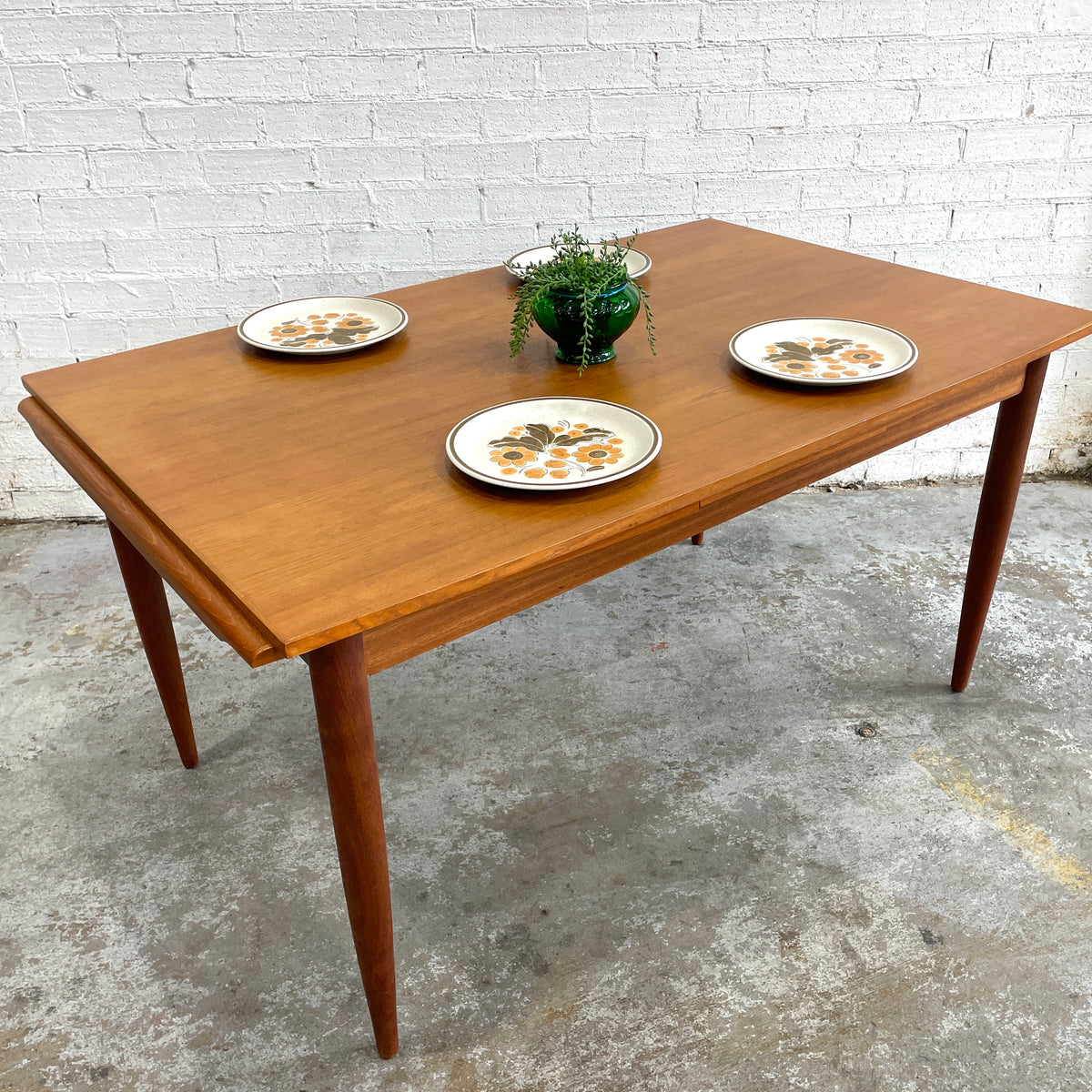 Danish Tapered Mid Century Extension Dining Table