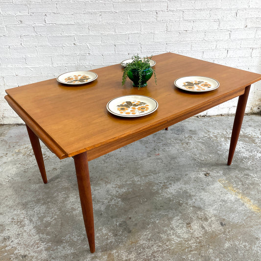 Danish Tapered Mid Century Extension Dining Table