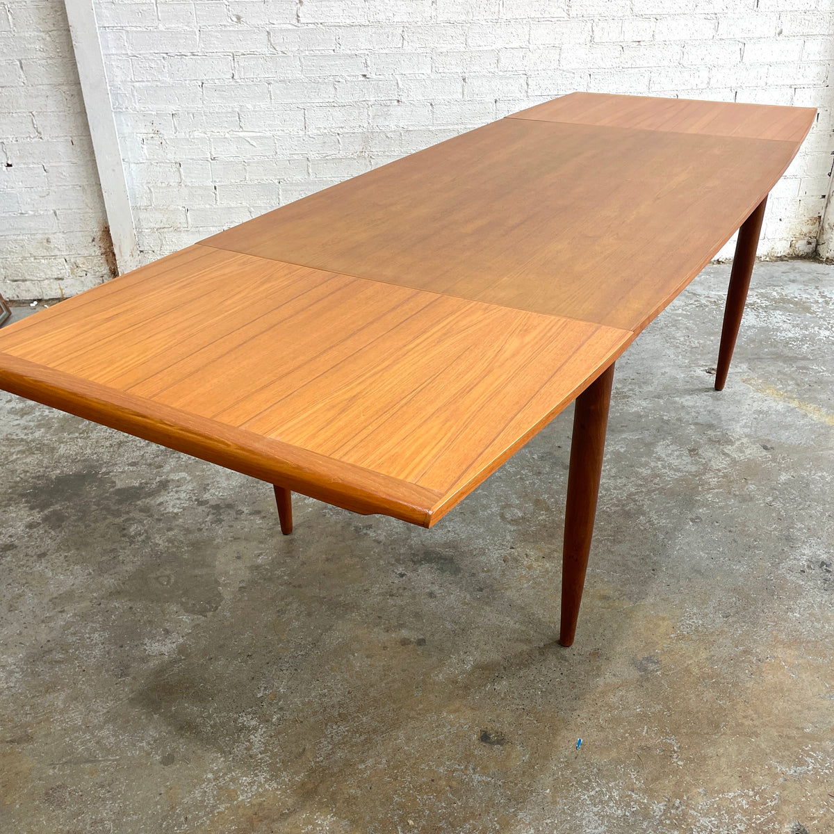 Danish Tapered Mid Century Extension Dining Table